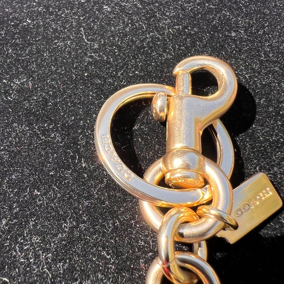 Coach Heart Bag Charm Key Ring Pink Glitter Resin And Metal Dog Leash Clip - Picture 3 of 10